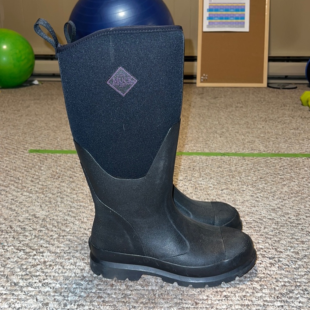 Women’s Tall Chore muck boot